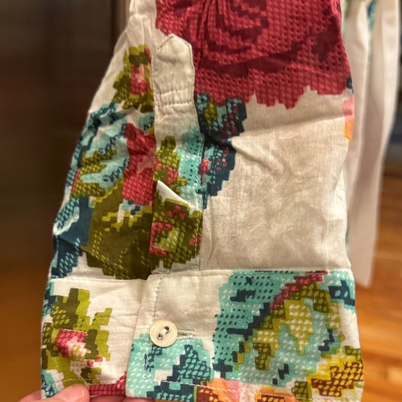 Chaudry Floral Women's Blouse with Scarf Accent - Picture 6 of 16